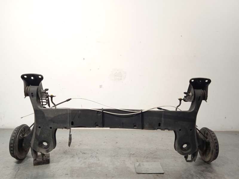 Recambio de puente trasero para volkswagen polo 1.0 tsi referencia OEM IAM 2Q0501053AT - Blanco 4