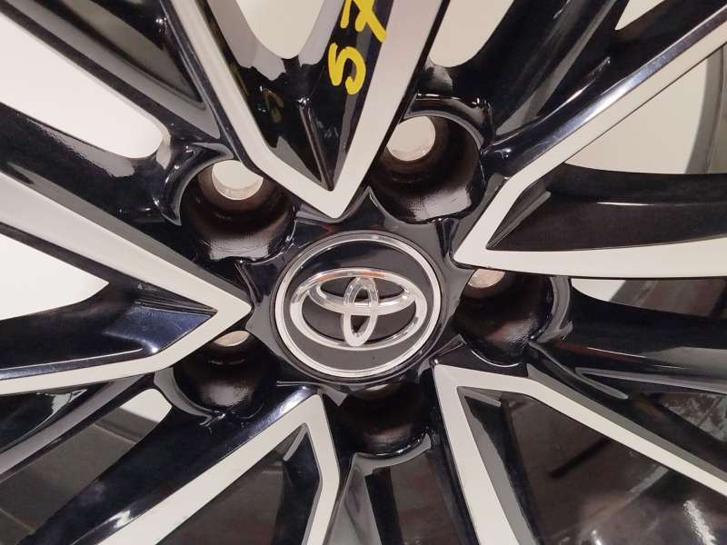 Recambio de llanta para toyota verso (_r2_) 1.6 (zgr20_) referencia OEM IAM 426110F200 4
