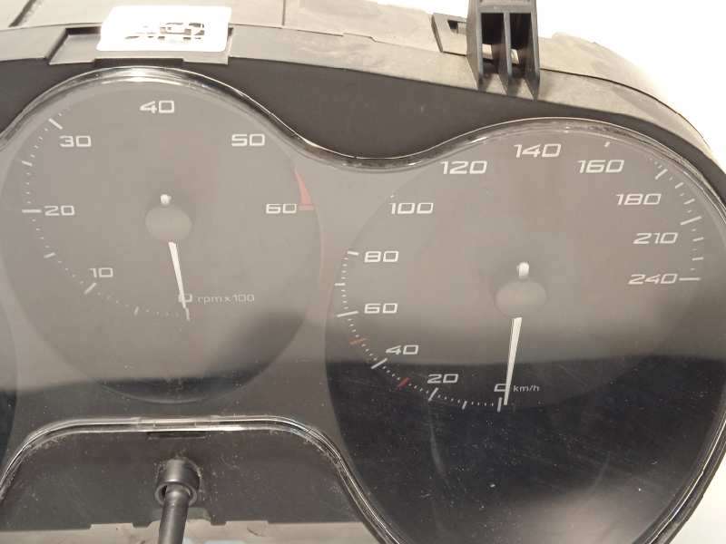 Recambio de cuadro instrumentos para seat altea xl (5p5) 1.9 tdi referencia OEM IAM 1P0920810J  1P0920810JX - Blanco 4