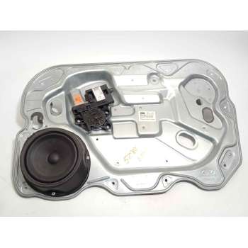 ELEVALUNAS DELANTERO DERECHO 7M51R045H16A 