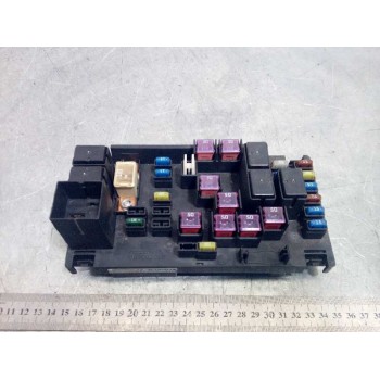 CAJA RELES / FUSIBLES 82231XA04A 
