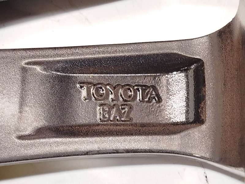 Recambio de llanta para toyota verso (_r2_) 1.6 (zgr20_) referencia OEM IAM 426110F200 6