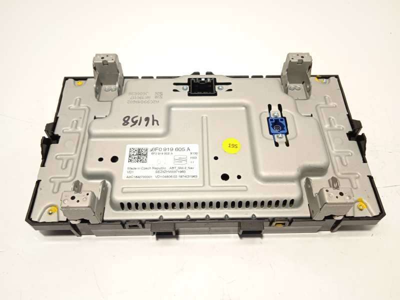 Recambio de pantalla multifuncion para seat ibiza (kj1) style referencia OEM IAM 6F0919605A  A2C18992700001 6