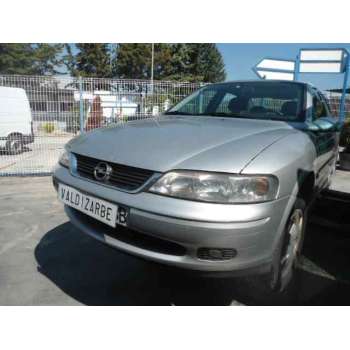 OPEL VECTRA B BERLINA
