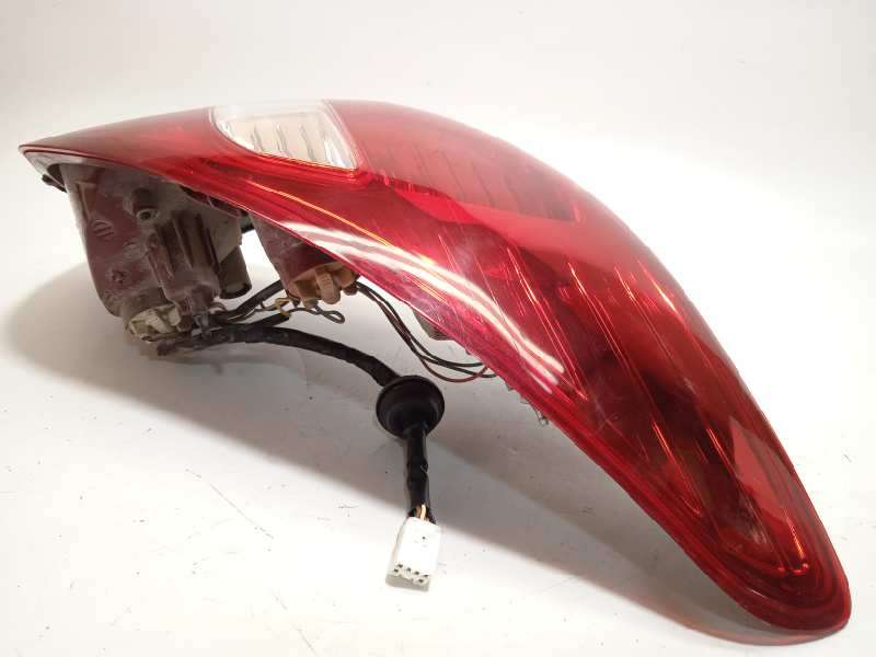 Recambio de piloto trasero derecho para hyundai i20 classic referencia OEM IAM 924024P000 - Rojo 3