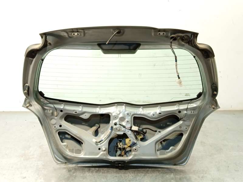 Recambio de porton trasero para toyota yaris (_p9_) 1.4 d-4d (nlp90_) referencia OEM IAM 670050D030 - Plata 6
