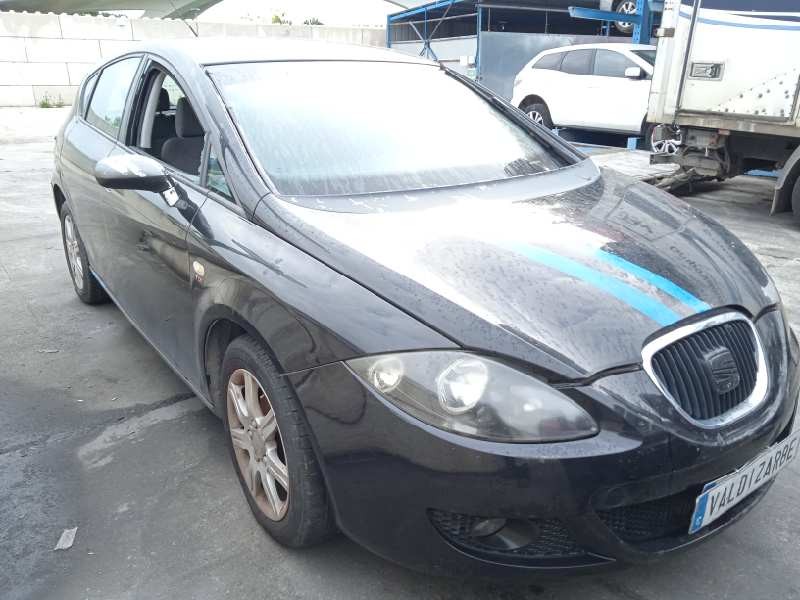 SEAT LEON (1P1)