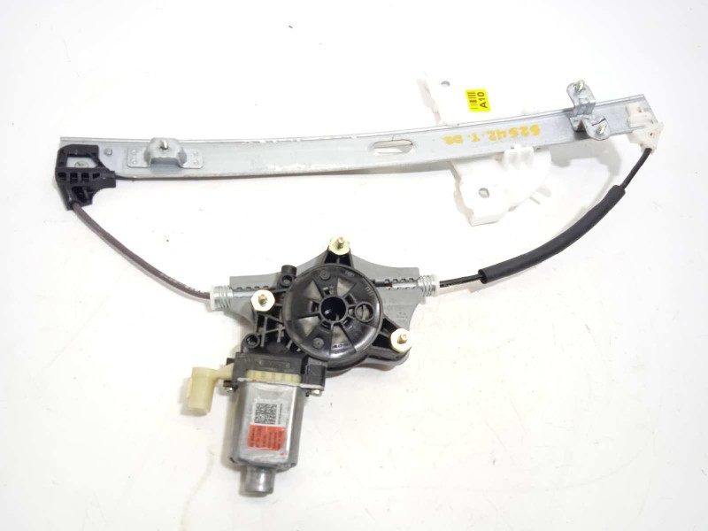 ELEVALUNAS TRASERO DERECHO 83460H8000 83402H8100