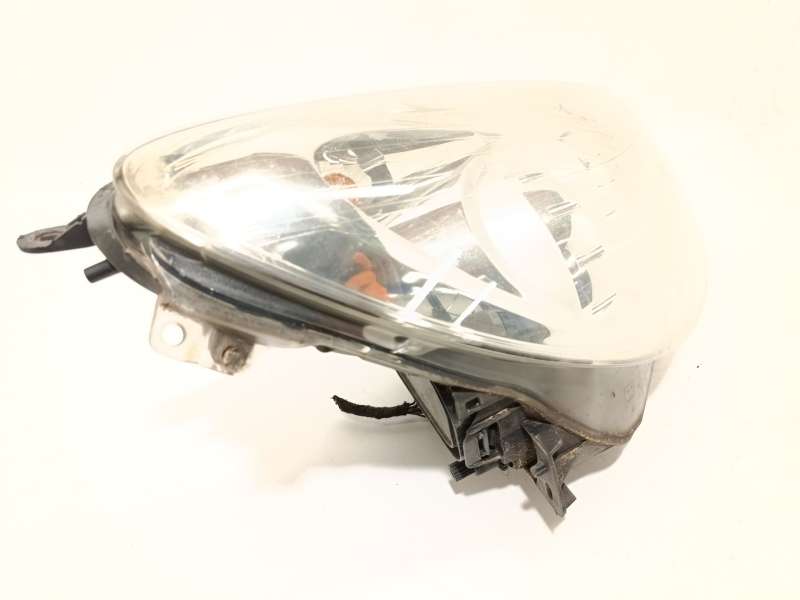 Recambio de faro derecho para opel corsa d (s07) 1.3 cdti (l08, l68) referencia OEM IAM 13186382 93189358 89313300 3