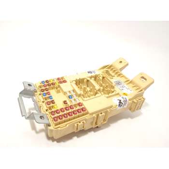 CAJA RELES / FUSIBLES 91958Q0440 