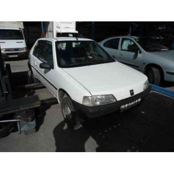 PEUGEOT 106 (S1) de desguace