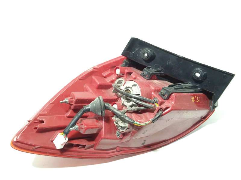 Recambio de piloto trasero derecho para kia cee'd drive referencia OEM IAM 92402A2200 - Blanco 3