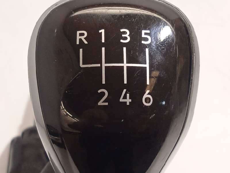 Recambio de palanca cambio para volkswagen t-cross 1.0 tsi referencia OEM IAM 2Q0711049S - Blanco 4
