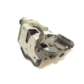 CERRADURA PUERTA TRASERA DERECHA 10A839016B 