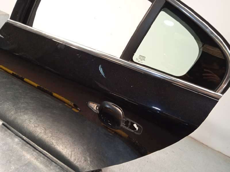 Recambio de puerta trasera izquierda para volvo s60 lim. 2.0 diesel cat referencia OEM IAM 32228974 - Negro 3