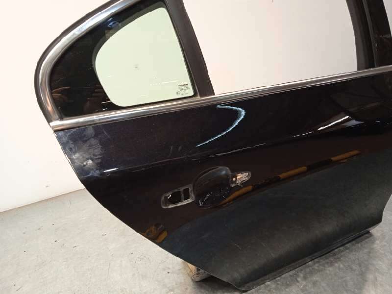 Recambio de puerta trasera derecha para volvo s60 lim. 2.0 diesel cat referencia OEM IAM 32228975 - Negro 2