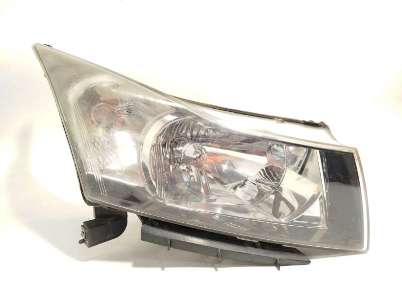 Recambio de faro derecho para chevrolet cruze ls referencia OEM IAM 95479489 - Blanco 2