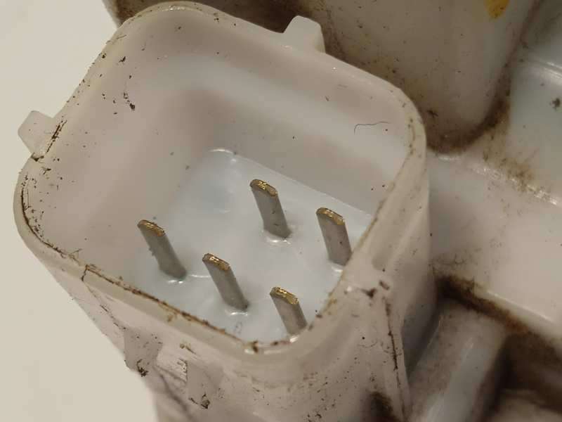 Recambio de cerradura puerta delantera derecha para fiat fiorino básico referencia OEM IAM 1365225080 - Blanco 3