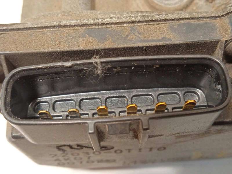 Recambio de caja mariposa para toyota auris 1.8 16v (híbrido) referencia OEM IAM 220300T110 - Azul 4