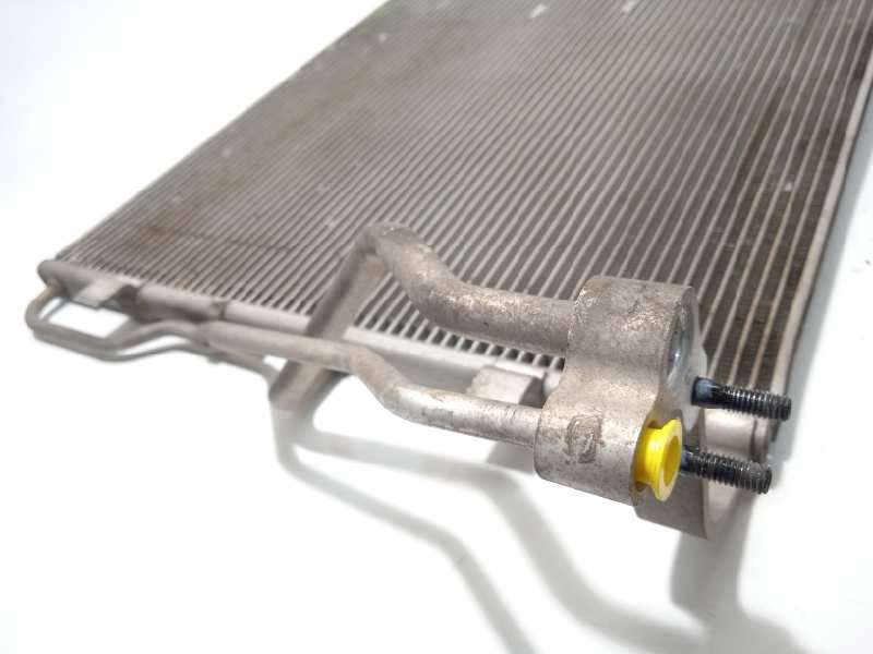 Recambio de condensador / radiador aire acondicionado para hyundai i40 style blue referencia OEM IAM 976063Z000 - Blanco 2