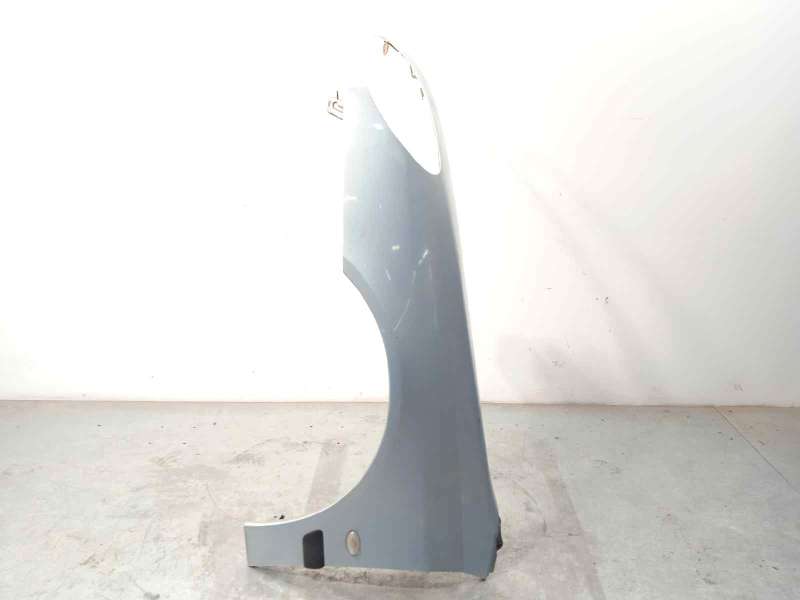 ALETA DELANTERA IZQUIERDA 7840N8 