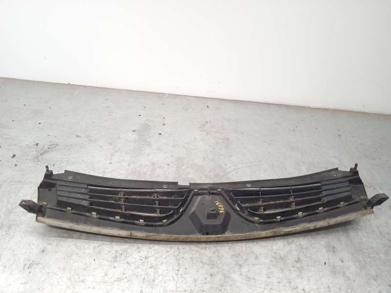 Recambio de rejilla delantera para renault master ii furgoneta (fd) 2.5 dci referencia OEM IAM 8200426365 5