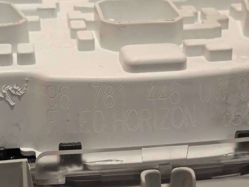 Recambio de luz interior para citroën c4 iii 1.2 referencia OEM IAM 96781446UW  98339428ZD - Rojo 5
