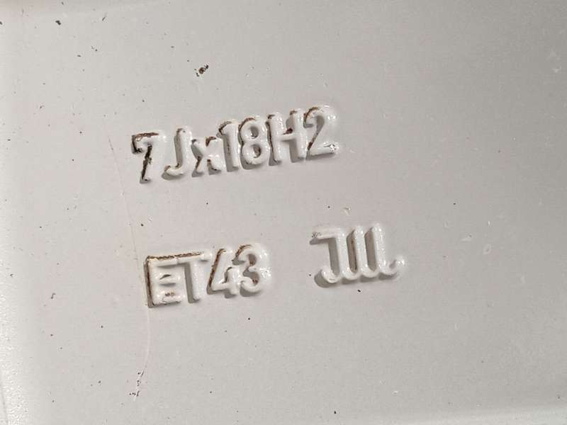 Recambio de llanta para volkswagen tiguan (5n_) 2.0 tdi 4motion referencia OEM IAM 5N0601025D8Z8 10