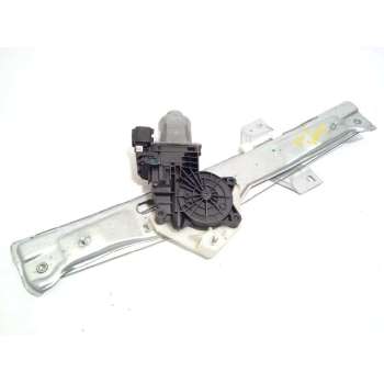 ELEVALUNAS DELANTERO IZQUIERDO E3B5A23201DE 402654E