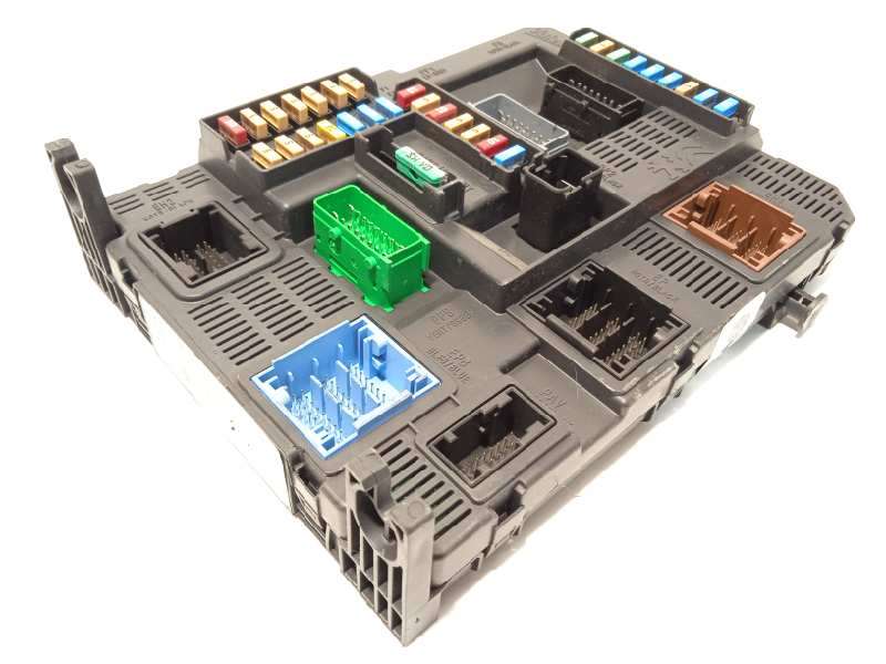 CAJA RELES / FUSIBLES 9807531680 1612139080