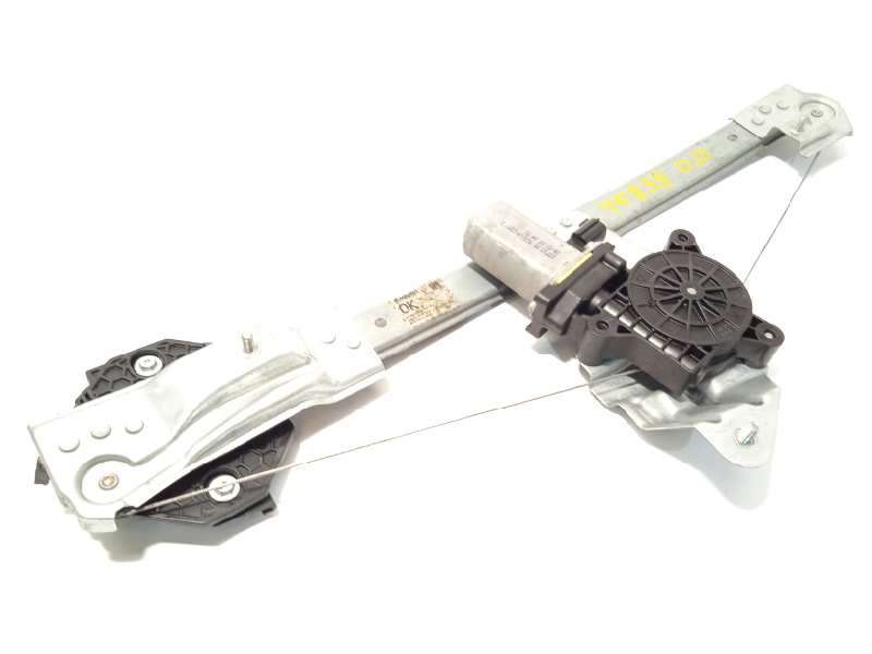 ELEVALUNAS DELANTERO DERECHO 807209299R 