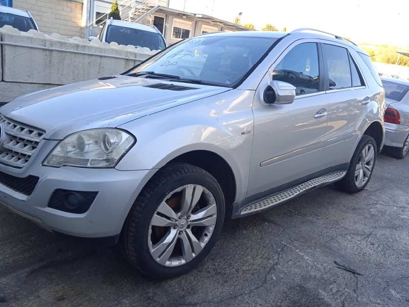 MERCEDES-BENZ CLASE M (W164)