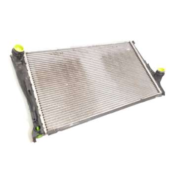 RADIADOR AGUA 17117788903 6437133
