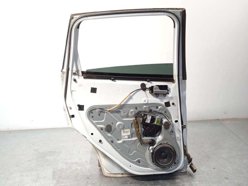 Recambio de puerta trasera izquierda para ford kuga (cbv) titanium referencia OEM IAM 1520947 - Blanco 6