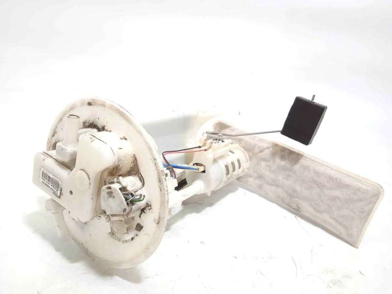 BOMBA COMBUSTIBLE 777040D070 