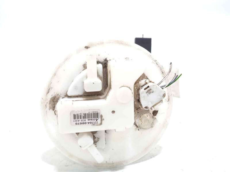 Recambio de bomba combustible para toyota yaris 1.5 16v cat referencia OEM IAM 777040D070 - Blanco 3