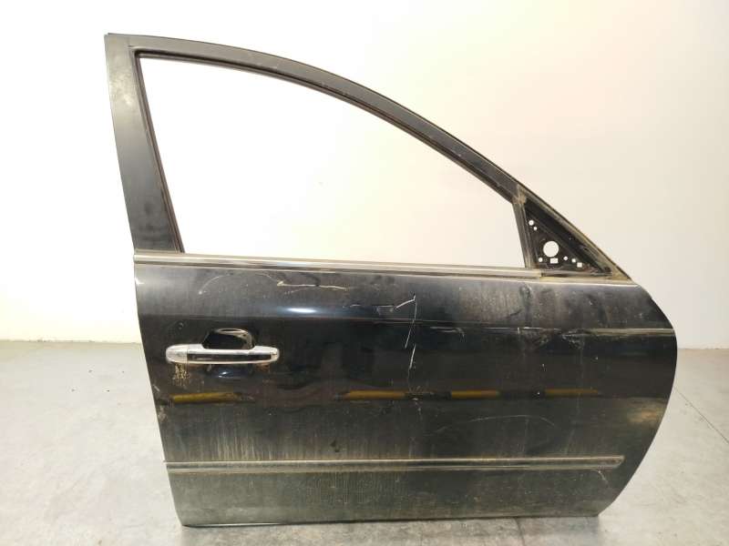 PUERTA DELANTERA DERECHA 760043K010 