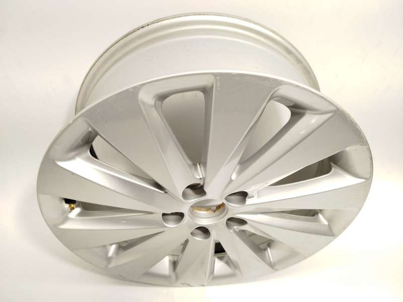 Recambio de llanta para seat arona (kj7, kjp) 1.0 tsi referencia OEM IAM 6F96010258Z8 - Blanco 2