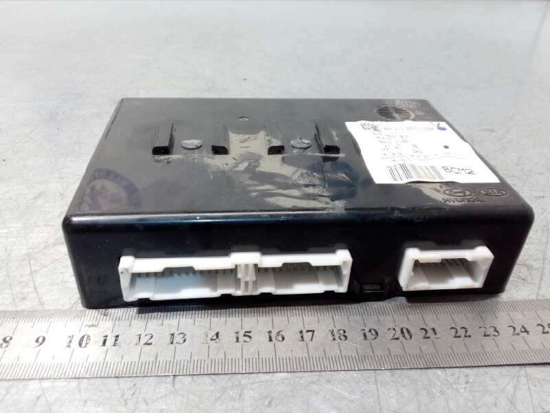 Recambio de modulo electronico para hyundai i20 classic referencia OEM IAM 954101J100 - Gris 2