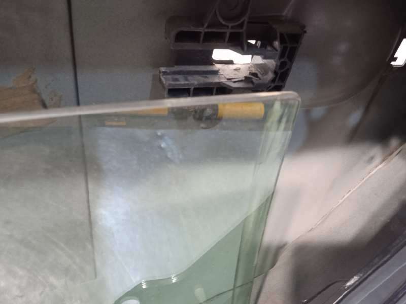 Recambio de puerta trasera derecha para volvo s60 lim. 2.0 diesel cat referencia OEM IAM 32228975 - Gris 8