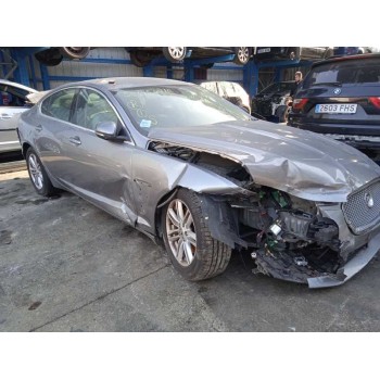 jaguar xf del año 2013