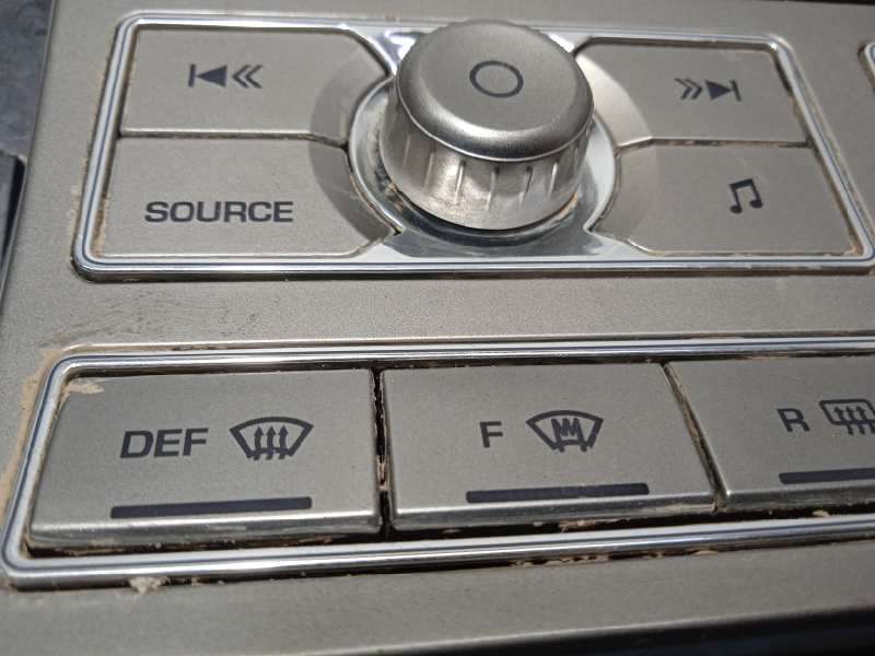 Recambio de mando climatizador para jaguar xf 5.0 v8 xfr kompressor referencia OEM IAM 8X2318C858AG  28189489 2