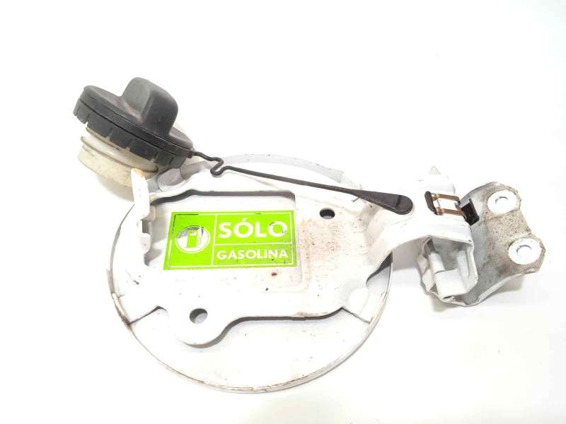 Recambio de tapa exterior combustible para toyota yaris 1.5 16v cat referencia OEM IAM 773500D080 - Blanco 2