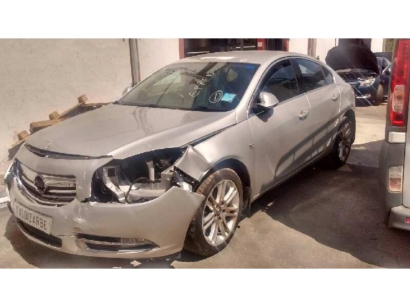 OPEL INSIGNIA BERLINA
