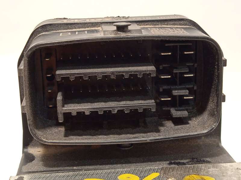 Recambio de abs para toyota c-hr hybrid advance referencia OEM IAM 4721010380 4727047040 4