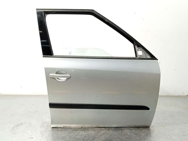 PUERTA DELANTERA DERECHA 5J6831056 