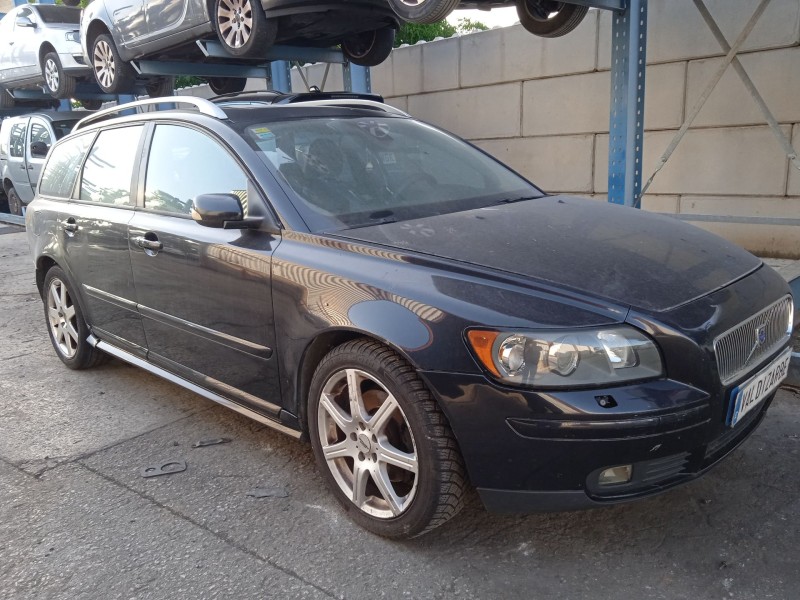 VOLVO V50 (545)