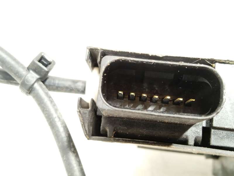 Recambio de cerradura puerta trasera derecha para peugeot 308 ii (lb_, lp_, lw_, lh_, l3_) 1.2 thp 130 referencia OEM IAM 982611 - Blanco 4