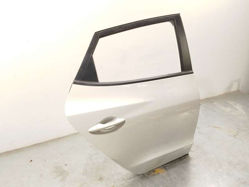 Recambio de puerta trasera derecha para hyundai ix35 (lm, el, elh) 1.7 crdi referencia OEM IAM 770042Y001 - Blanco 2