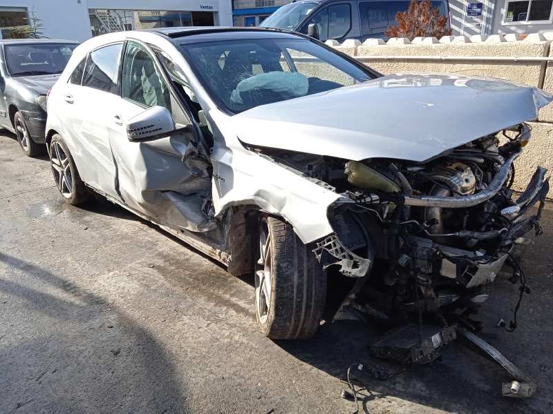 MERCEDES-BENZ CLASE A (W176)